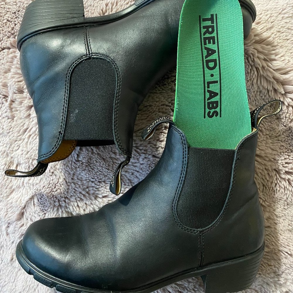 Blundstone BL1671 Heeled Chelsea Boot Black Women's 10.5 with Ramble Insoles